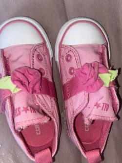 Girl Converse