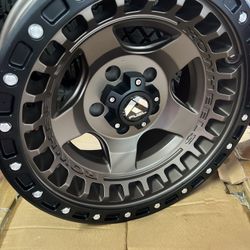 Jeep Wrangler Gladiator Wheel Fuel 