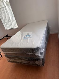 NEW TWIN SIZE 38x75” MATTRESS AND BOX SPRING-2pcs