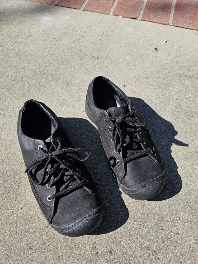 Keen Black Shoes Men Size 8 In Great Condition $30