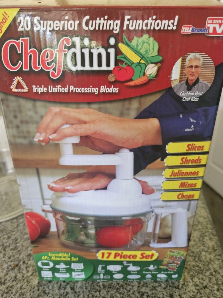 Chef Dini Manual Food Processor (17 Pcs) With 20 Superior Cutting Functions-Brand New