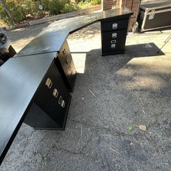 Free Large Black Desk With Drawers