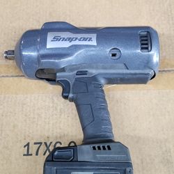 Snap On 1/2 Impact With Battery 