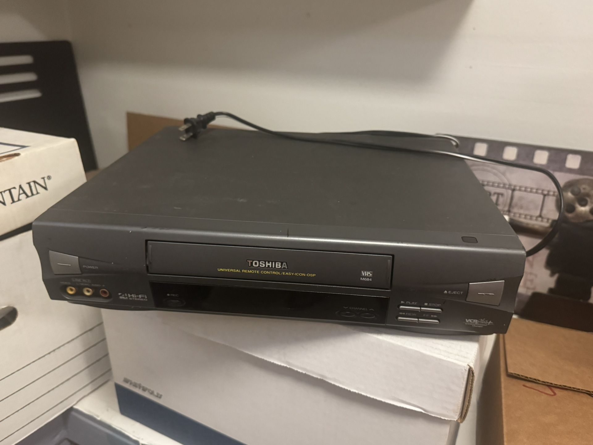 Toshiba VHS player (mint condition)
