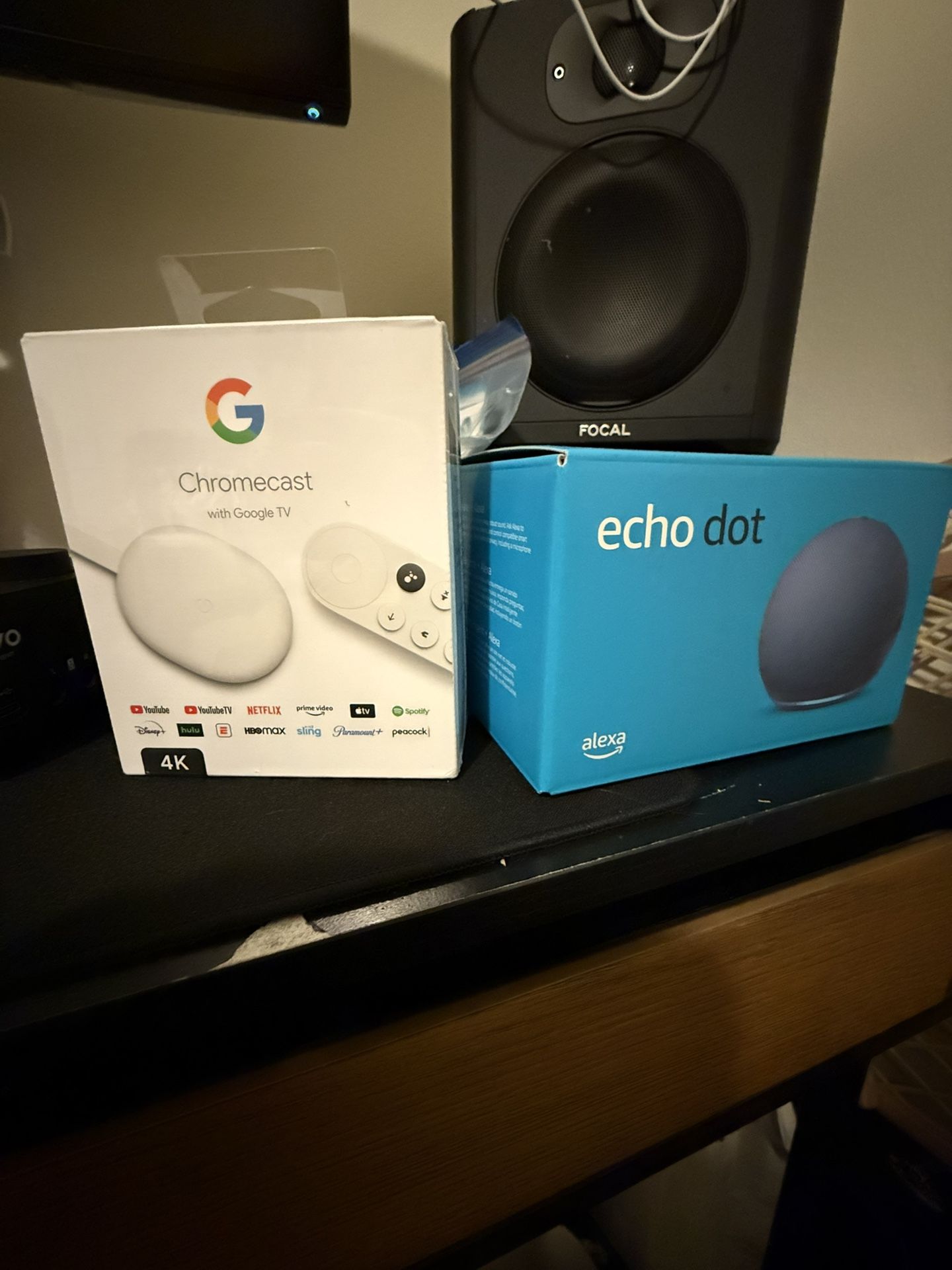 Google Chromecast 4k + Echo Dot UNOPENED