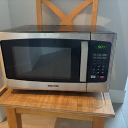 Toshiba Microwave 