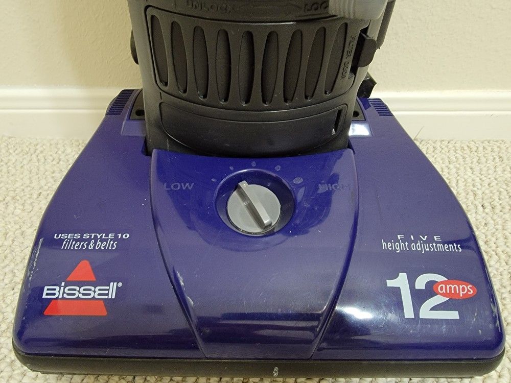 Bissell Powerforce Upright Bagless Vacuum Model 65793 12 Amps for
