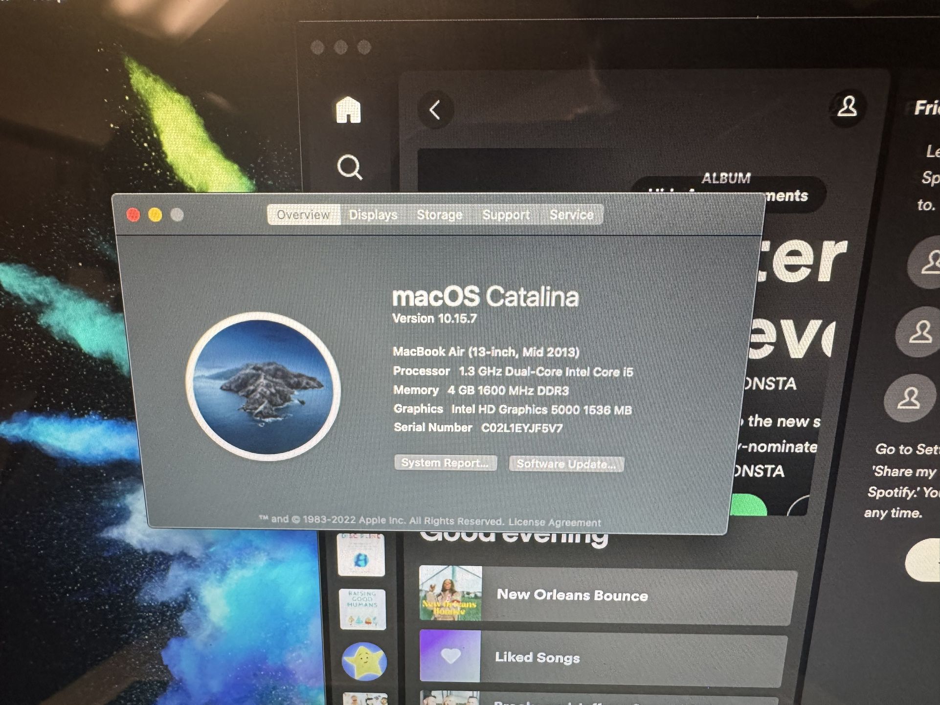 Apple MacBook