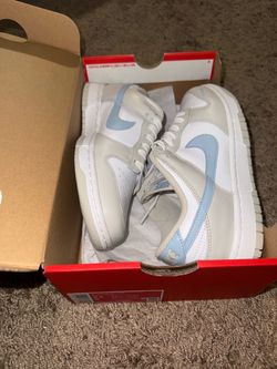 Nike Dunk Low (Women’s 6.5)