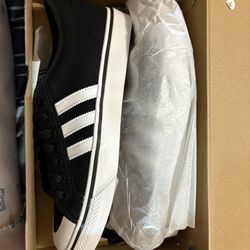 Men’s Adidas nizza