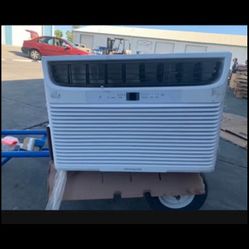 🔥NEW  FRIGIDAIRE FFRA282WAE Frigidaire 28,000 BTU 1900sq feet Window-Mounted Room Air Conditioner