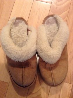 Ugg slippers