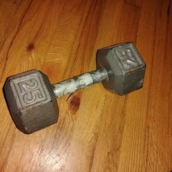 25 Pd  Barbell$20/30pd$30 Lancaster Tx Pick Up 