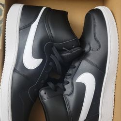 Nike AQ1773-002 Men's Black High-Top Sneakers - US Size 10.5