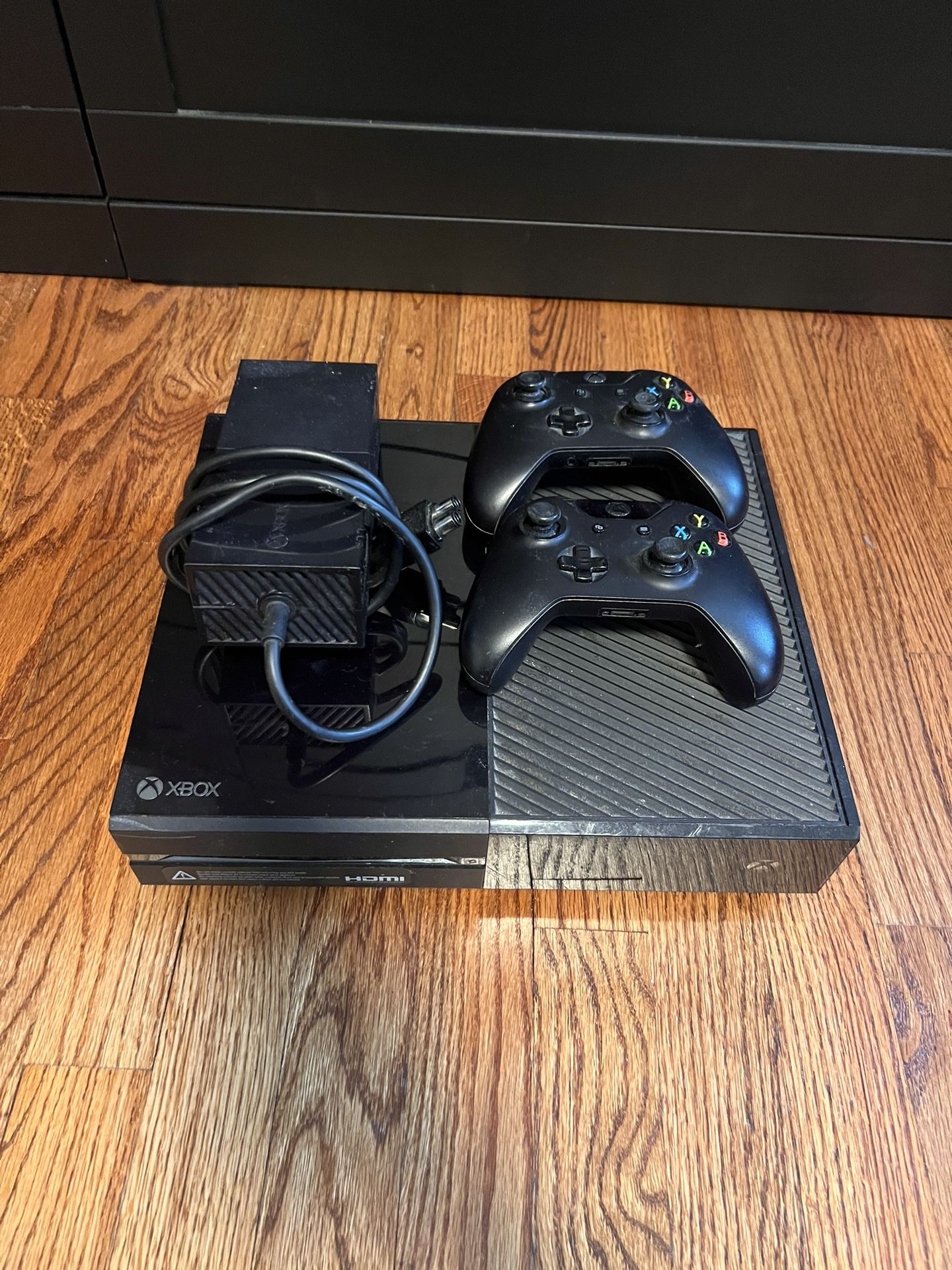 Xbox One All Original Parts Included
