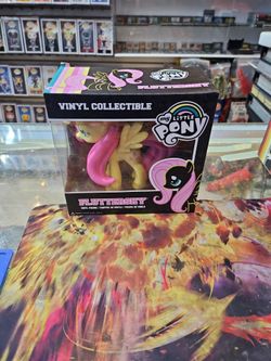 FUNKO My Little Pony 2013 Vinyl Collectible Fluttershy Action Figure