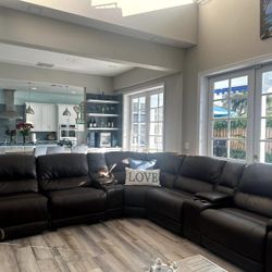  BROWN LEATHER LIVING SET
