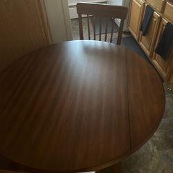 Ashley Dining table no chairs