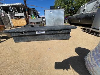 Kobalt Cross over tool box / truck bed tool box / storage box