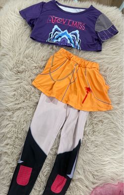 Costume