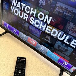 Vizio SMART TV 24 inch