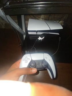 PS5 Slim Disc Edition + 2 Controllers (Mint Condition) — Trading for Gaming PC Setup