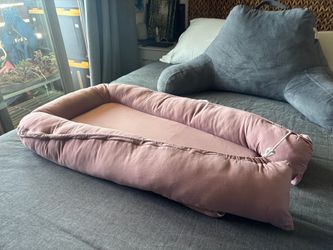 Snuggle Me Organic Infant Lounger
