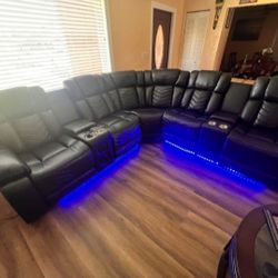 Sectional Sofa **** Recliners Style ***Financing Available No Credit Needed 
