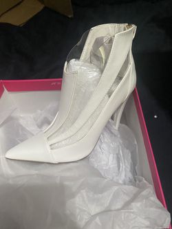 Women Heels Size 6.5 BRAND NEW