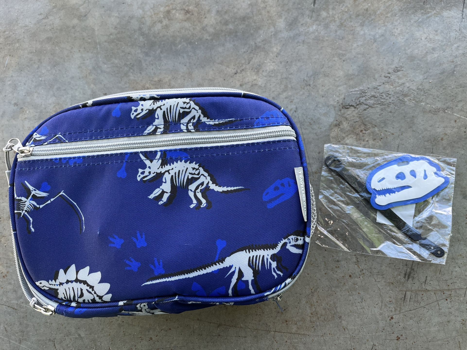 lunch bag and matching luggage tag