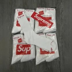 Supreme Socks
