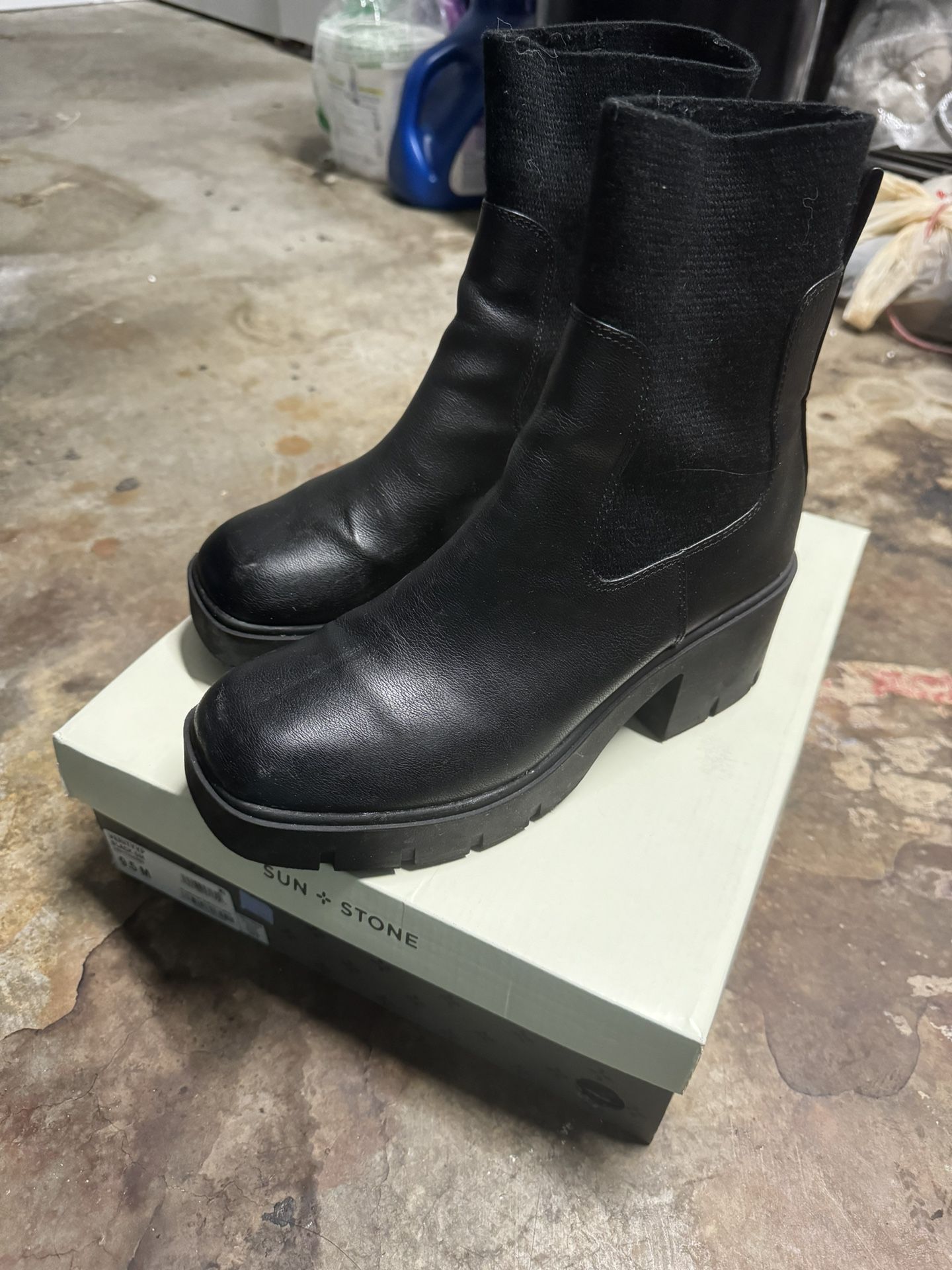 Size 9.5 Women’s Boots 