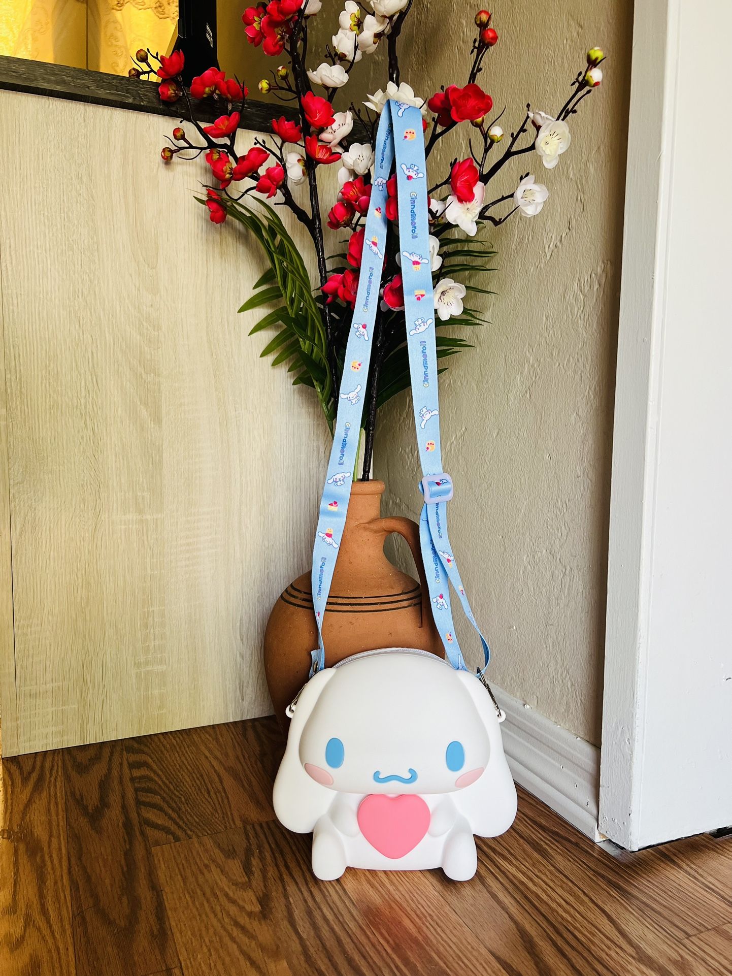 Large Size Cinnamon Roll Crossbody Bag
