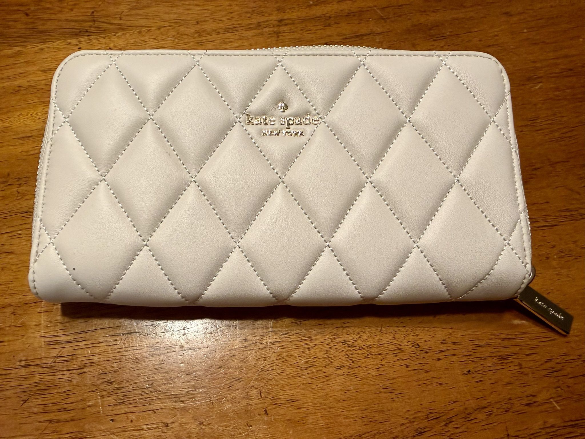 Kate Spade Quilted Leather Wallet (New in Box) – Parchment