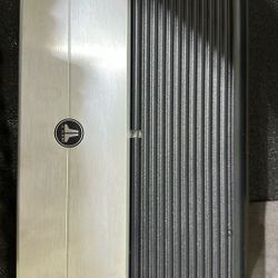 JL Audio Amp Only XD700/5v2