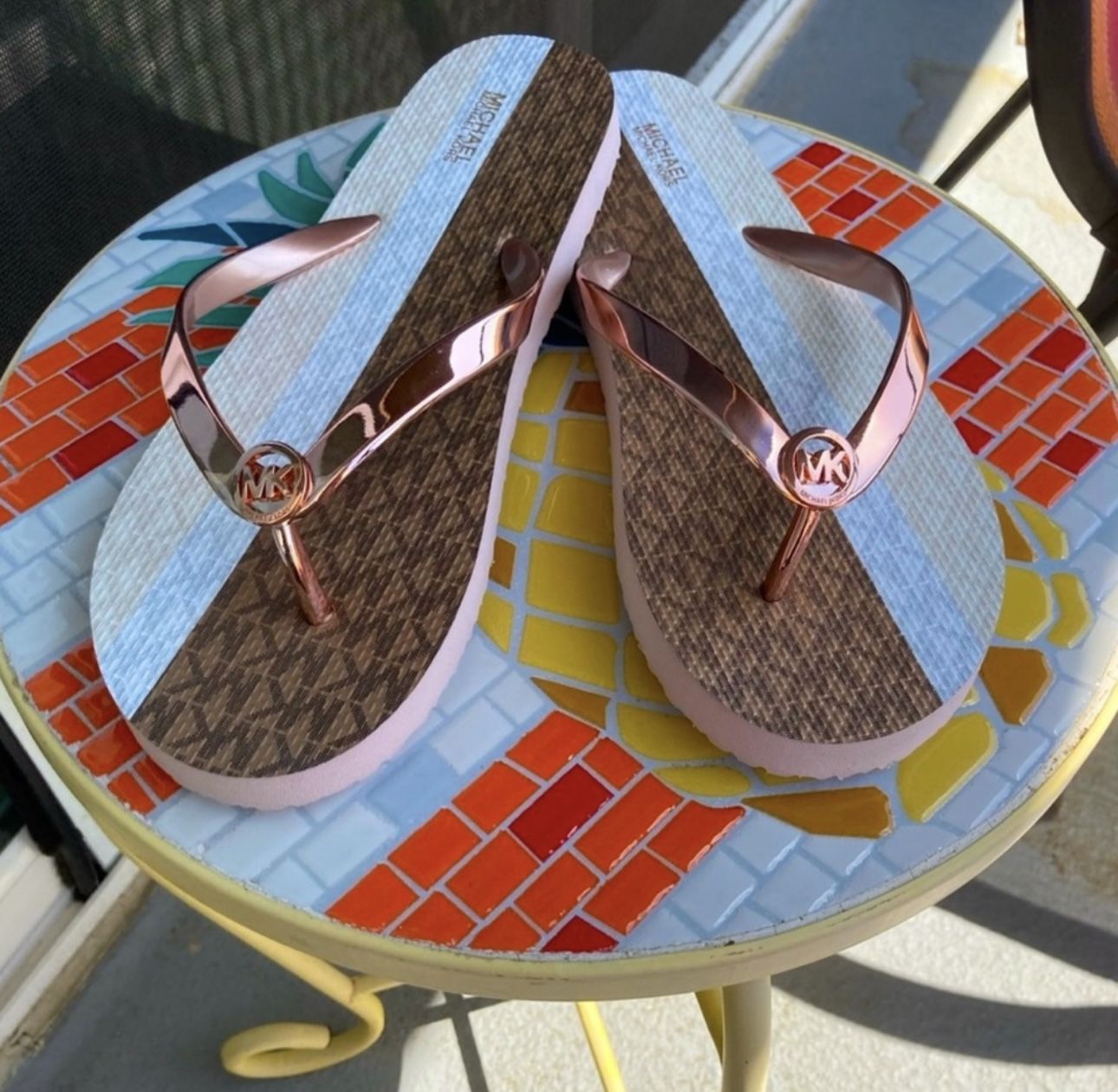 NEW Michael Kors Multi Rose Gold Flip Flops, BOUTIQUE, size 11M