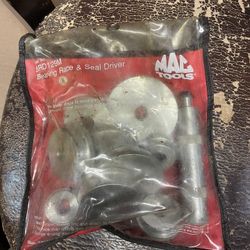 Mac Tools Bearing Race And Seal Driver Set