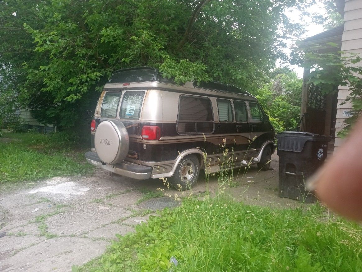 1997 Dodge Ram Van