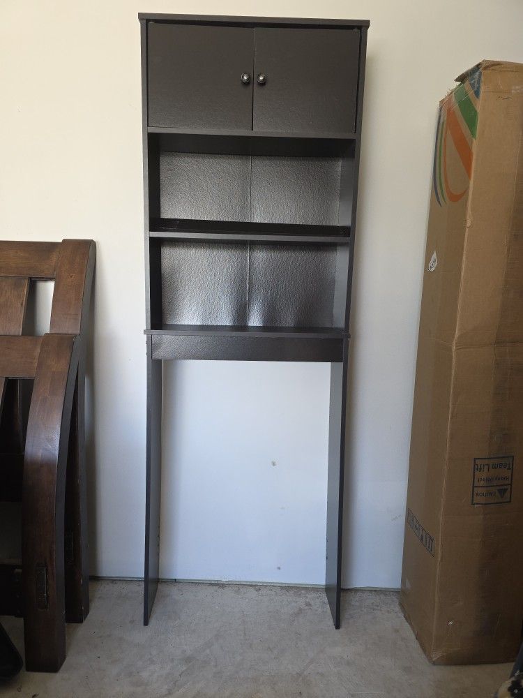 storage cabinet over the toilet or washing machine