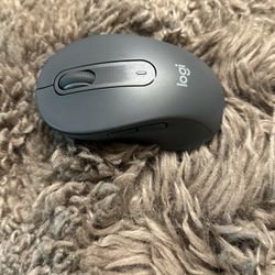 THE M650 FOR BUSINESS WIRELESS MOUSE