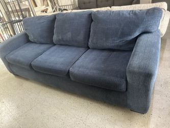 Big Couch 🛋️ Sofa 