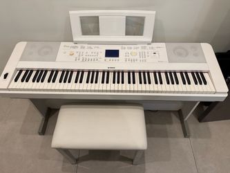Yamaha DGX-660 Digital Piano