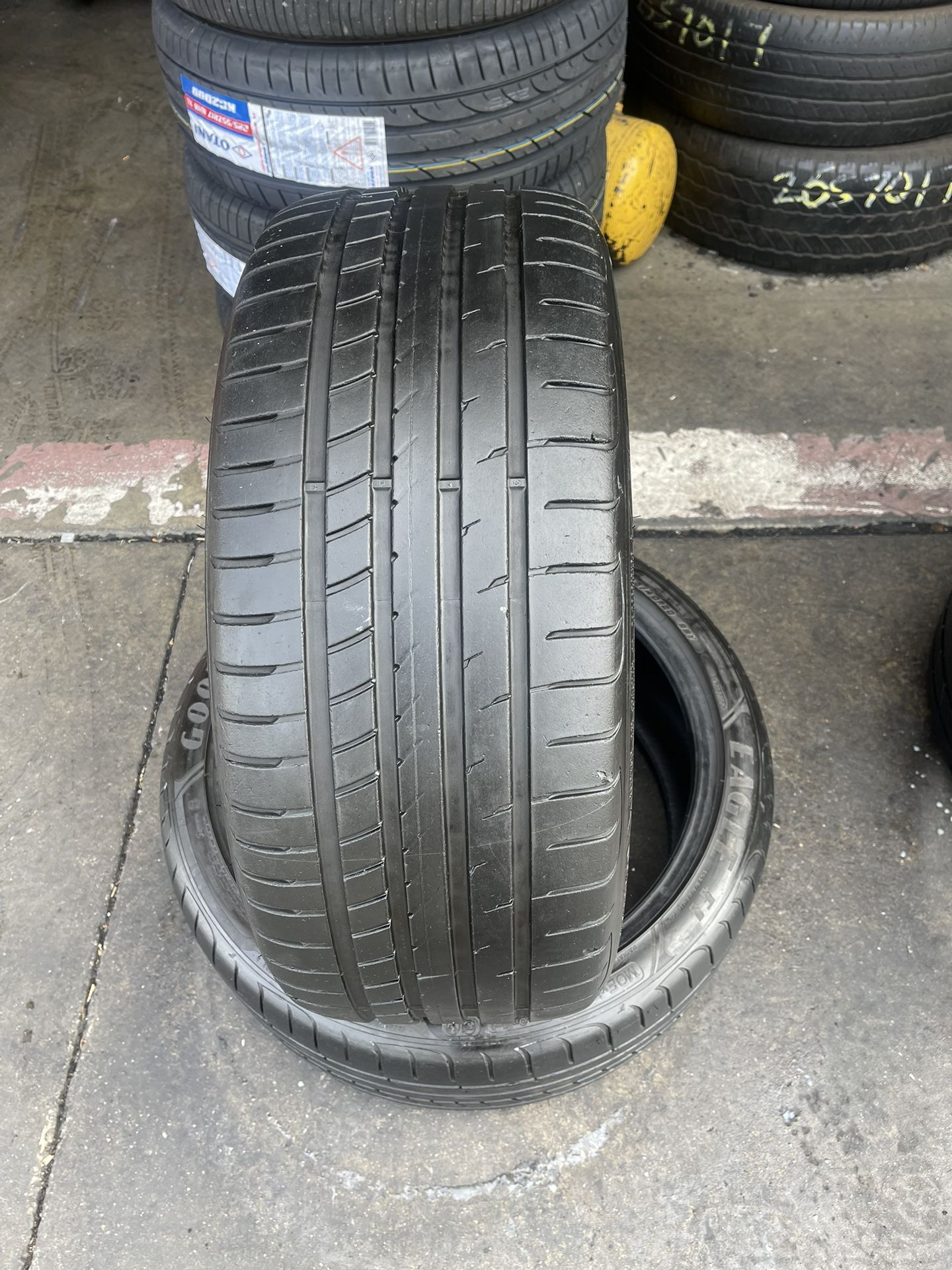 Pair Of Used 2454020 Run Flat Tire for Sale in Fullerton, CA OfferUp