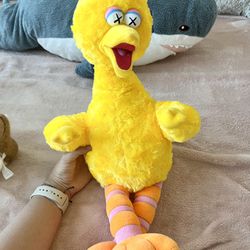 KAWS x Uniqlo Sesame Street Big Bird Plush Toy LIMITED EDITION