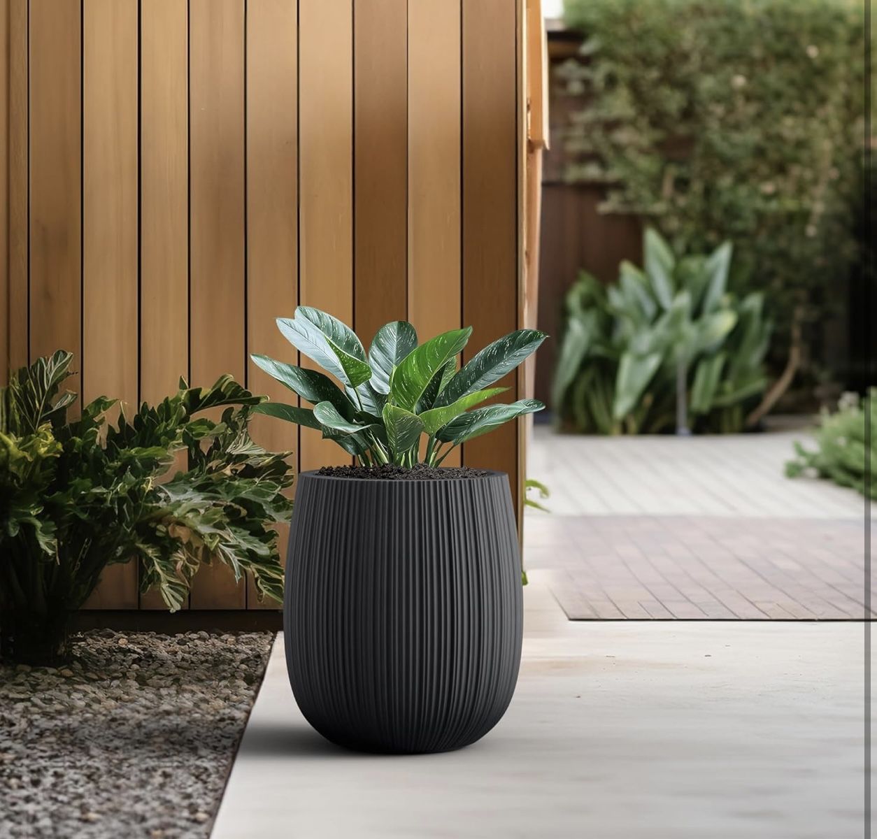 12.6" Dia x 14.6" H Round Concrete Planter, Streamlined Fluted Large Plant Pot with Drainage Hole and Rubber Plug for Home, Patio, Garden, Black Finis
