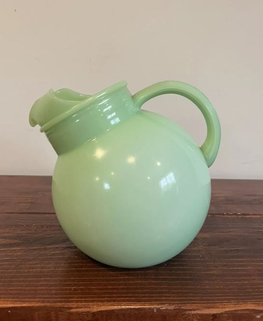 Vintage Retro MCM Anchor Hocking Fire King Green Jadeite Plain Ball Pitcher