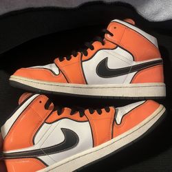 Jordan 1 Turf Orange Size 10