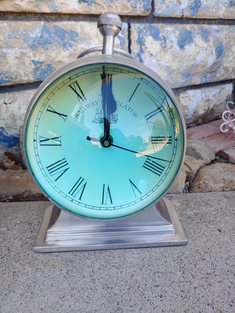 Pottery Barn Railway Regulator Desk bubble Clock Magnified Green Tint Face
Cash . panorama city