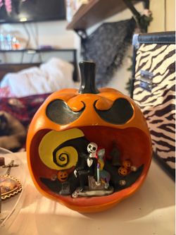 Nightmare before christmas light up makeup holder