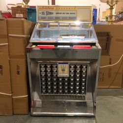 Clean, converted jukebox👍
